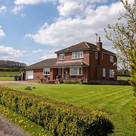 Tixall Manor Farm Stafford Bagian luar foto