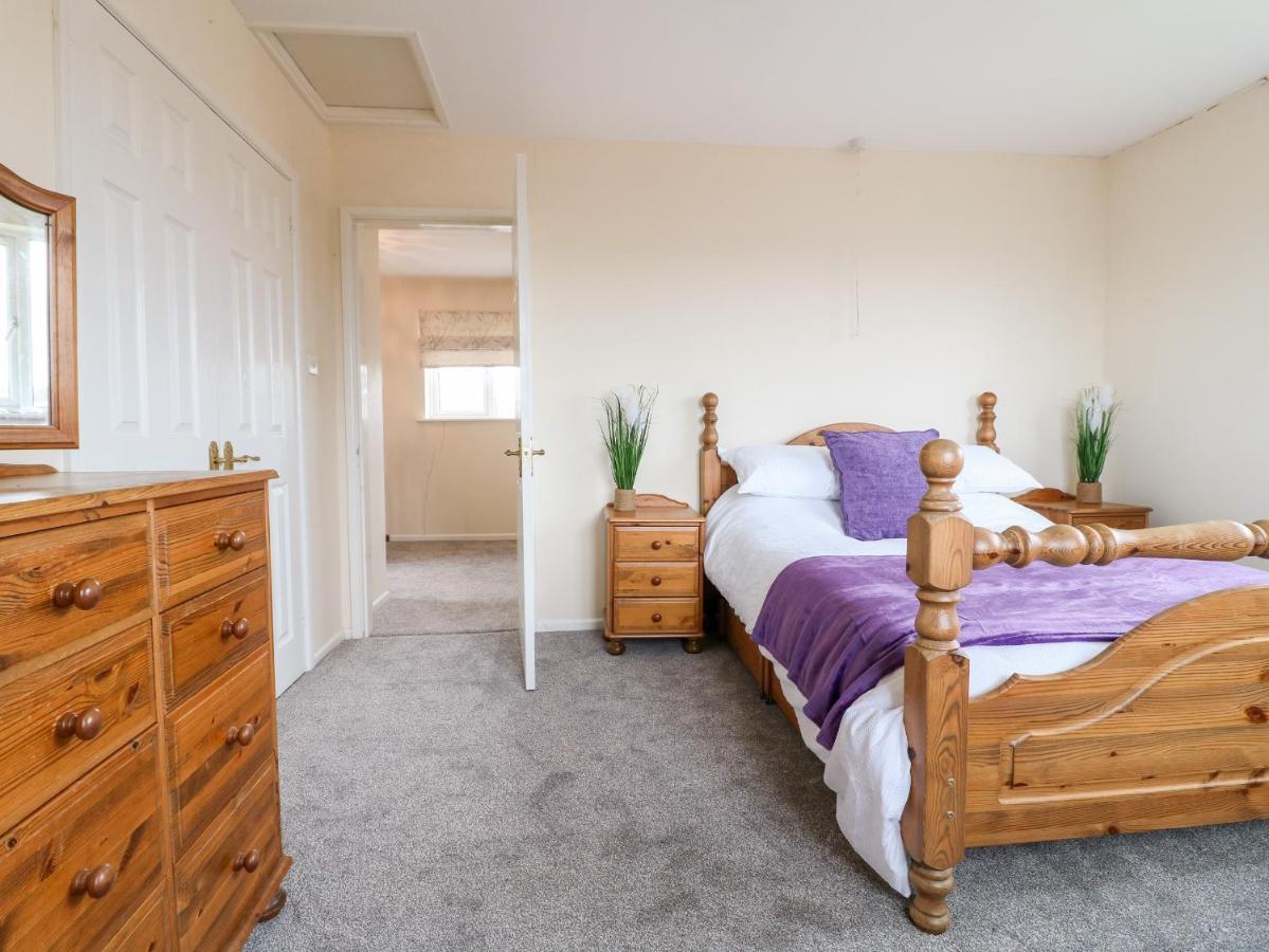 Tixall Manor Farm Stafford Bagian luar foto