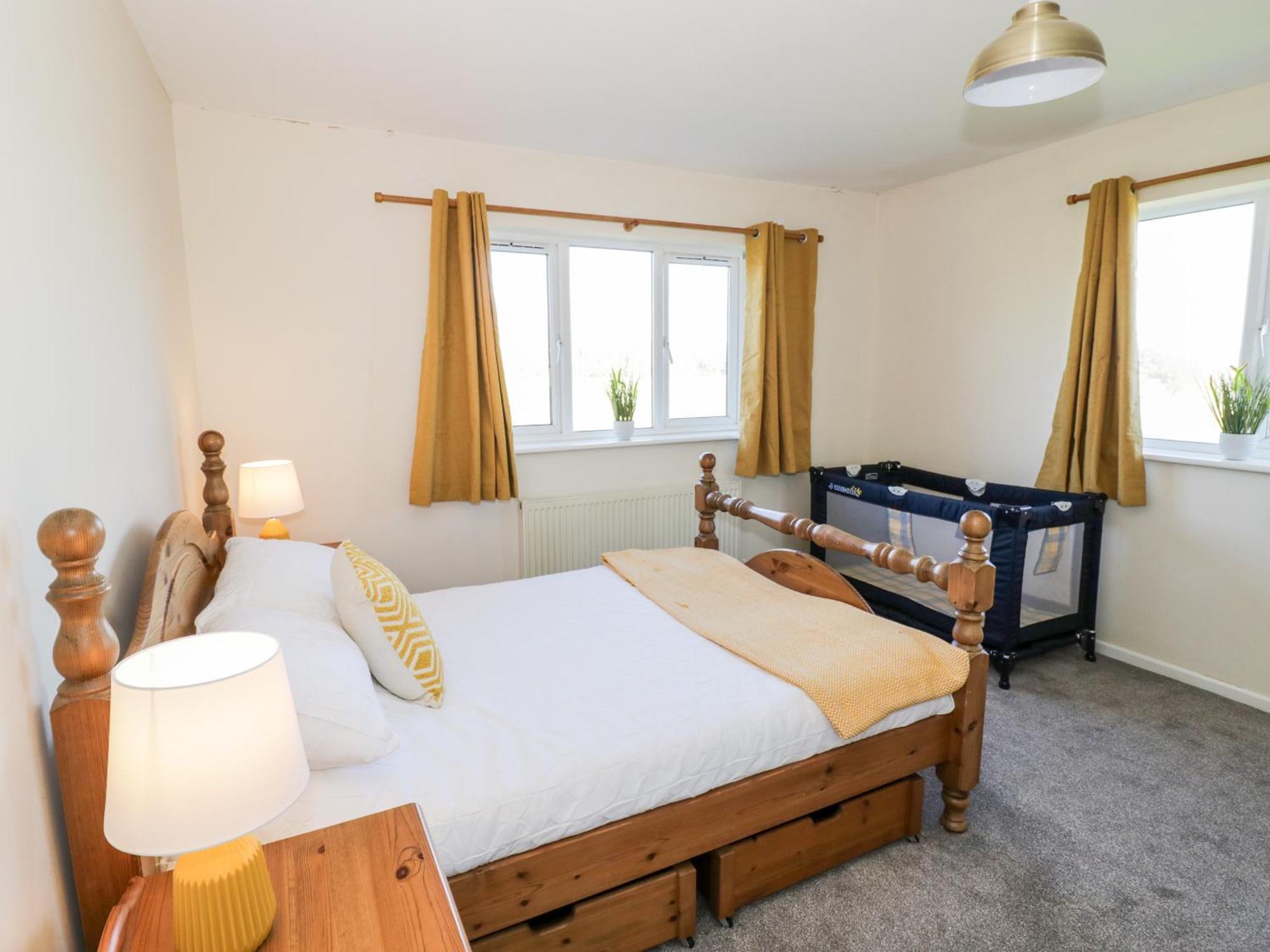 Tixall Manor Farm Stafford Bagian luar foto